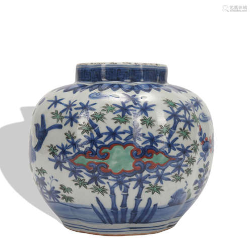 A blue and white 'floral and birds' jar