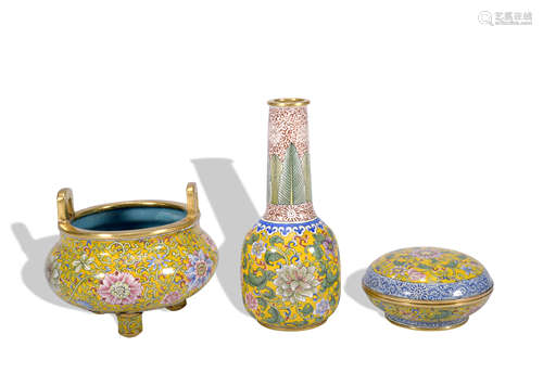 A set of enamel censer and vase and box