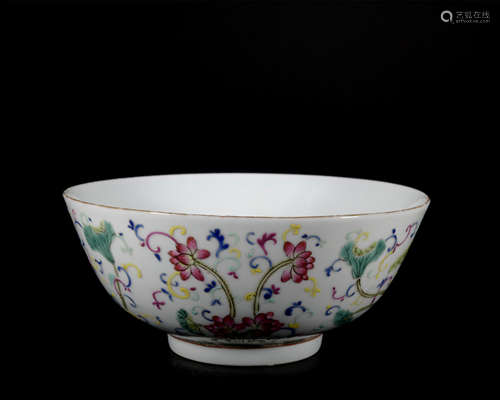 A famille-rose 'floral' bowl