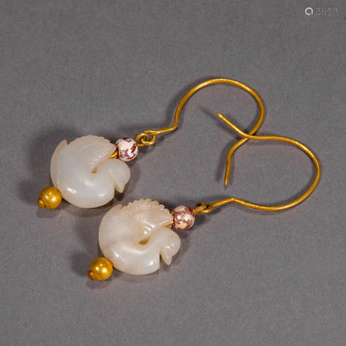 Liao Dynasty of China
Hetian Jade Agate Earrings