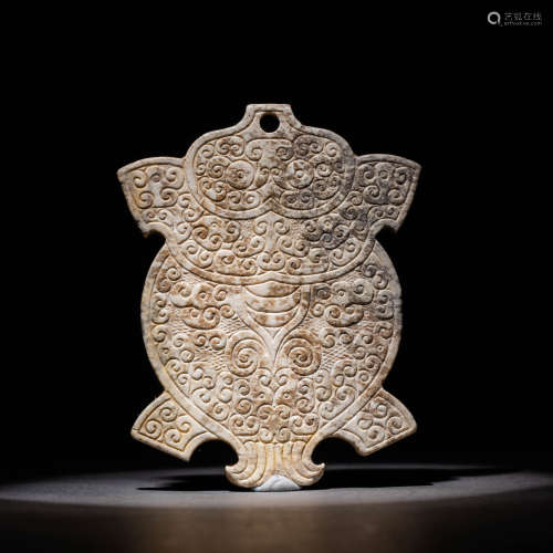 Chinese Spring and Autumn Period
Moire fish-shaped jade pend...