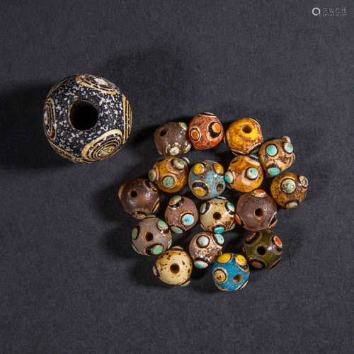 Chinese Han Dynasty
Dragonfly eye glass beads