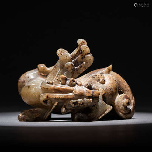 Chinese Han Dynasty
Hetian jade auspicious beast