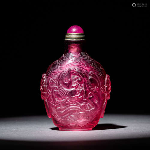 Qing Dynasty of China 
Glass smoke pot