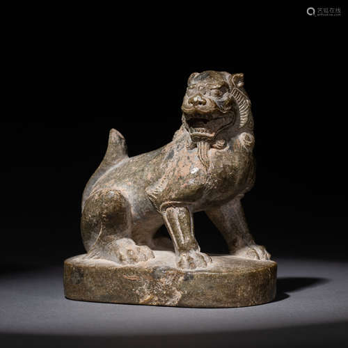 Tang Dynasty of China
Local jade auspicious beast