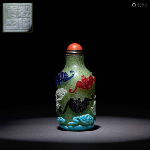China Qing Dynasty Qianlong Reign, Many Blessed Glass Cigare...