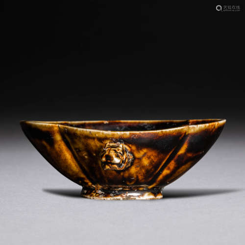 Song Dynasty of China
Purple Dinglong Handle Teacup