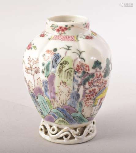 A SMALL CHINESE FAMILLE ROSE CADDY / VASE, painted with flow...