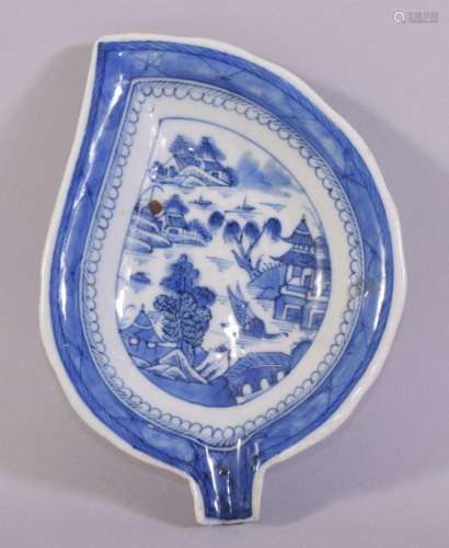 A CHINESE BLUE AND WHITE PORCELAIN LEAF SHAPE DISH, painted ...