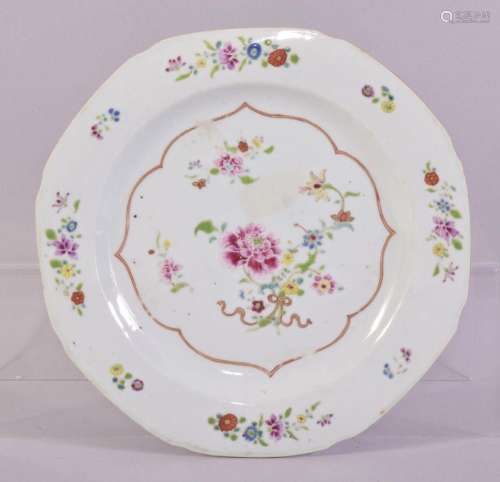 A CHINESE FAMILLE ROSE PORCELAIN PLATE, the centre with flor...