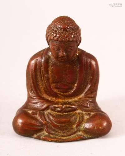 A FINE CHINESE BRONZE FIGURE OF A SEATED BUDDHA, 9cm.