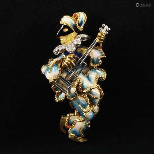 An Italian 18kt. enameled Pulcinella gold brooch, '70s