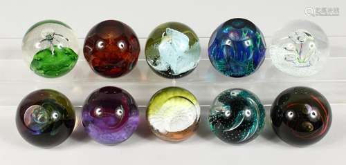 A COLLECTION OF TEN CAITHNESS GLASS PAPERWEIGHTS.