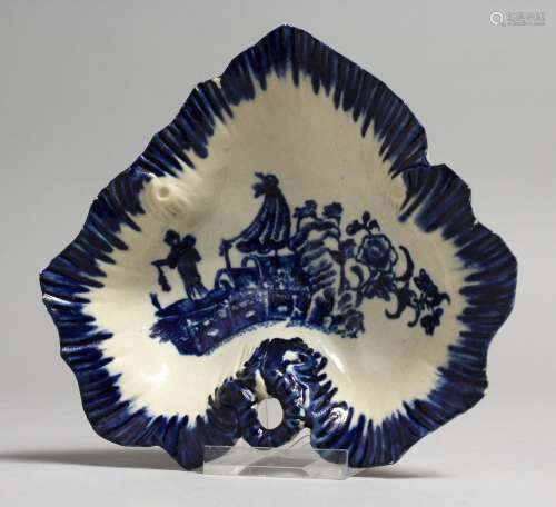 AN 18TH CENTURY LIVERPOOL LEAF DISH, printed with the Fisher...