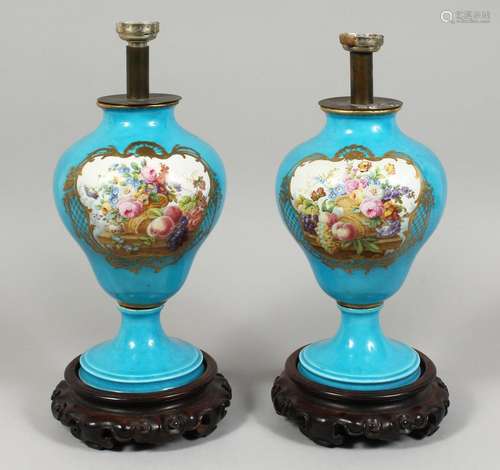 A VERY GOOD PAIR OF 19TH CENTURY SEVRES PORCELAIN LAMPS, pai...