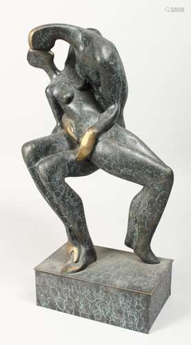 AN ABSTRACT BRONZE OF LOVERS. 17ins high.