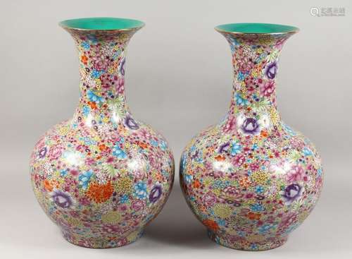 A GOOD PAIR OF CHINESE PORCELAIN MILLEFIORI BULBOUS VASES. 2...