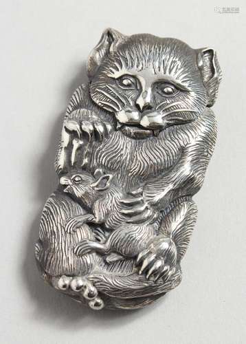 A SILVER CAT VESTA.