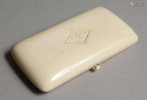 AN IVORY NECESSAIRE with gilt fittings, scissors, thimble et...