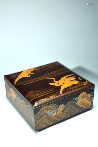 明治時期 黑漆描金仙鶴蓋盒