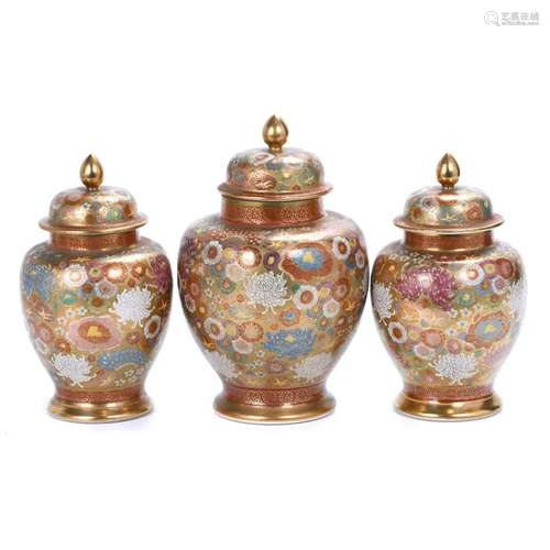 SET OF THREE SATSUMA STYLE JAPANESE JARS, MID 20TH CENTURY.