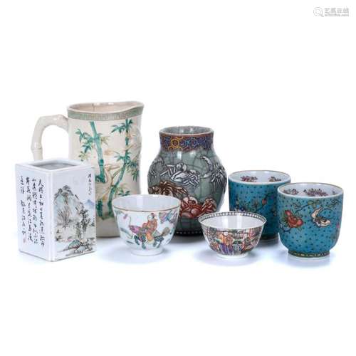 LOT OF SEVEN CHINESE AND JAPANESE PIECES, 19TH AND 20TH CENT...