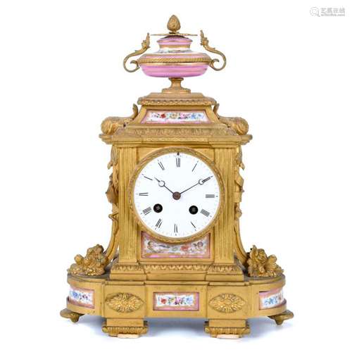 FRENCH TABLE CLOCK, XVI STYLE, LATE 19TH - EARLY 20 CENTURY.