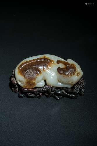 Qing Dynasty Hetian Jade Beast Paperweight , China