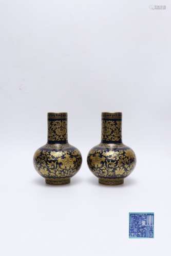 Qianlong Period Blue Gold Painted 