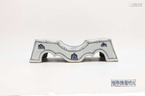 Xuande Mark Blue And White Porcelain Porcelain Pillow, China