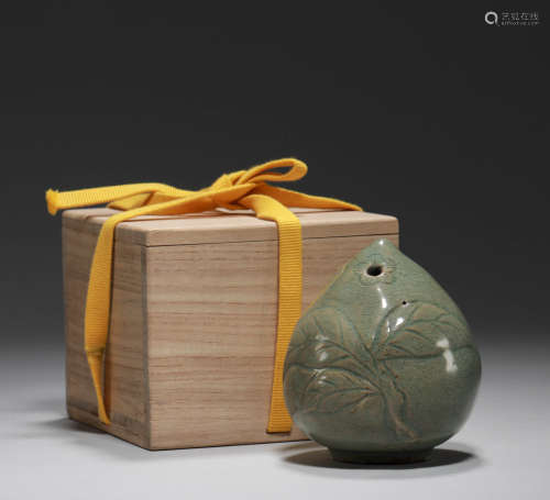 Song Dynasty - Celadon Water Container