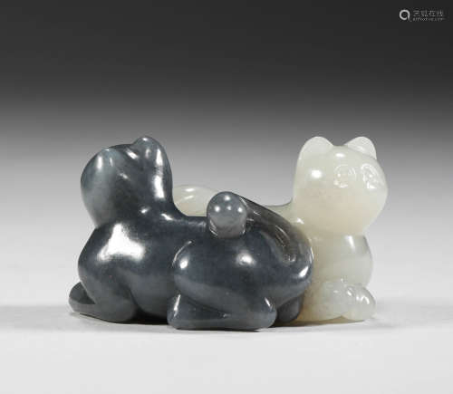 Qing Dynasty - Hetian Jade Carving Auspicious Animals