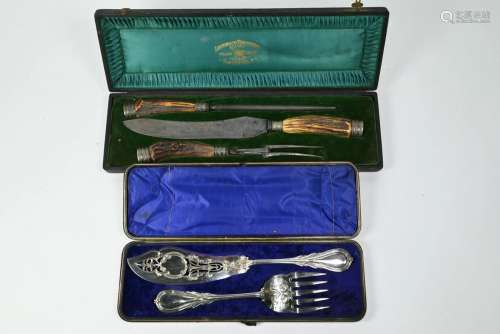 Victorian cased electroplated fish servers and cased