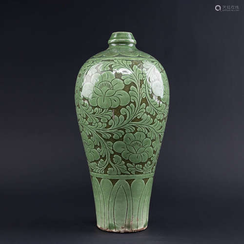 Green Glaze Incised Peony Meiping Vase