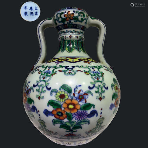 Doucai Flower Ribbon-Eared Zun Vase