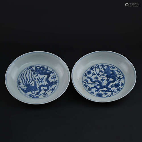 A Pair of Blue and White Dragon and Phoenix Plates