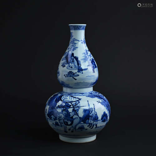 Blue and White Figure Gourd Vase