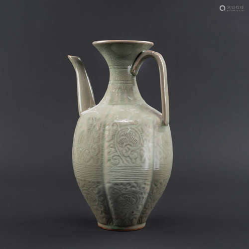 Yaozhou Ware Flower Ewer