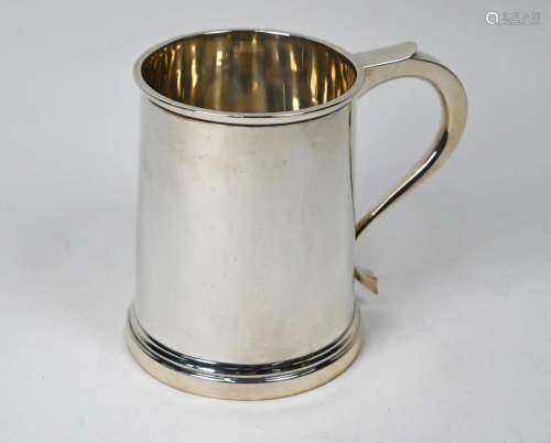 Silver pint tankard