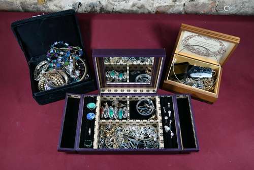 A collection of vintage and later costume jewellery