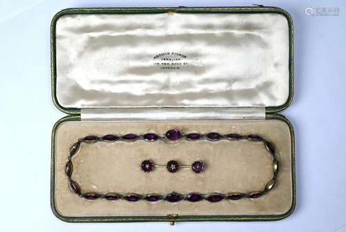 A Victorian amethyst riviere necklace