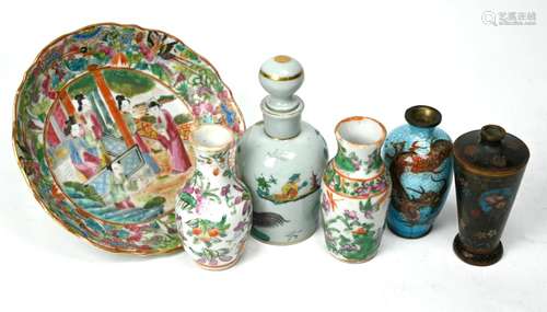 A Chinese Canoton famille rose dish to/w a scent bottle