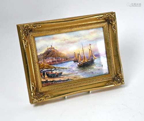 Nigel Creed (Royal Worcester artist) - A gilt-framed