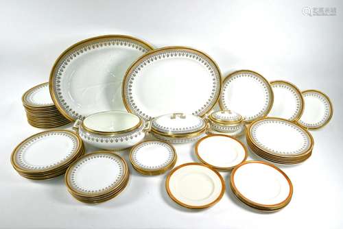 An Edwardian Cauldon china part dinner service