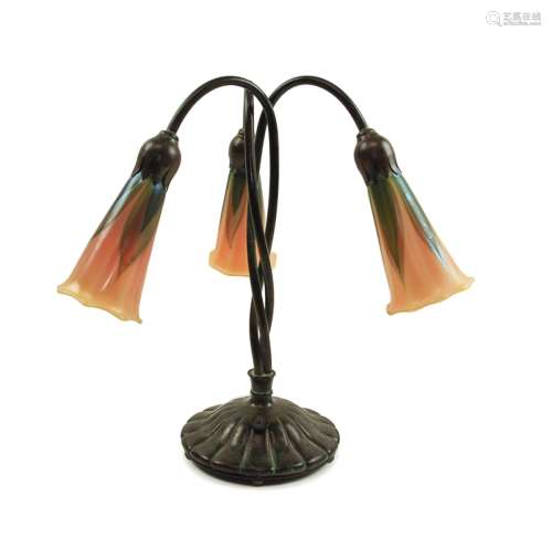 Buffalo Metal Works Three-light Lily Table Lamp