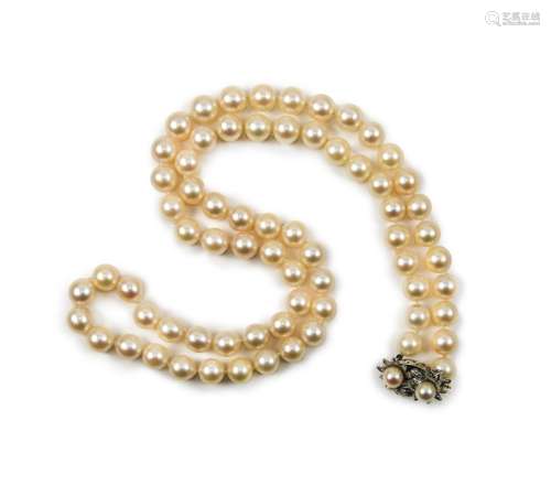 SALTWATER CULTURED PEARLS NECKLACE, 14K GOLD