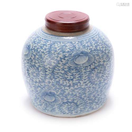 CHINESE BLUE AND WHITE PORCELAIN JAR WITH WOOD LID