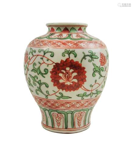 Ming Dynasty Style Porcelain Flower Pattern Jar