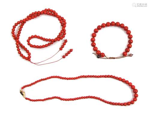 Group of 3 Coral Beads Necklace And Bracelets