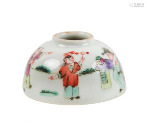 Chinese Famille Rose Porcelain Ink Pot